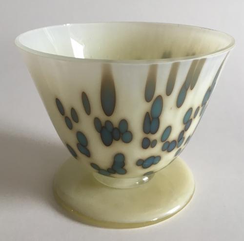 Beige/Blue Vase